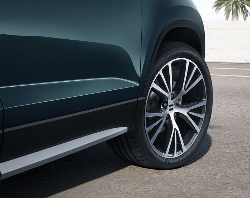 Seat Ateca 1.5tsi 150 PK FR Business Intense DSG-7, Black Magic + SAFE & DRIVING PACK XL / 18 INCH VELGEN