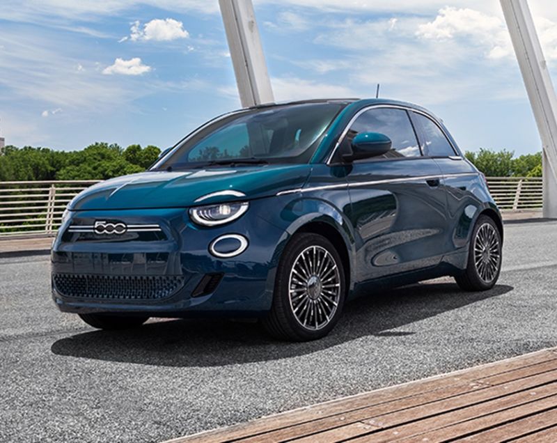 Fiat 500E Berlina 24kWh Red - EXCLUSIEVE UITVOERING