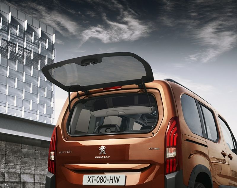 Peugeot Rifter 50kWh 136 PK Active Pack