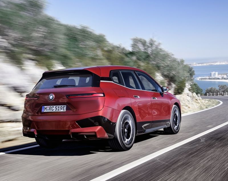 BMW iX 70kWh xDrive40 - DE NIEUWE HIGHTECH SUV!