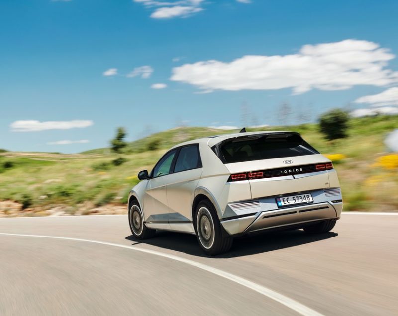 Hyundai IONIQ 5 77.4kWh Lounge, Phantom Black - SNEL RIJDEN!