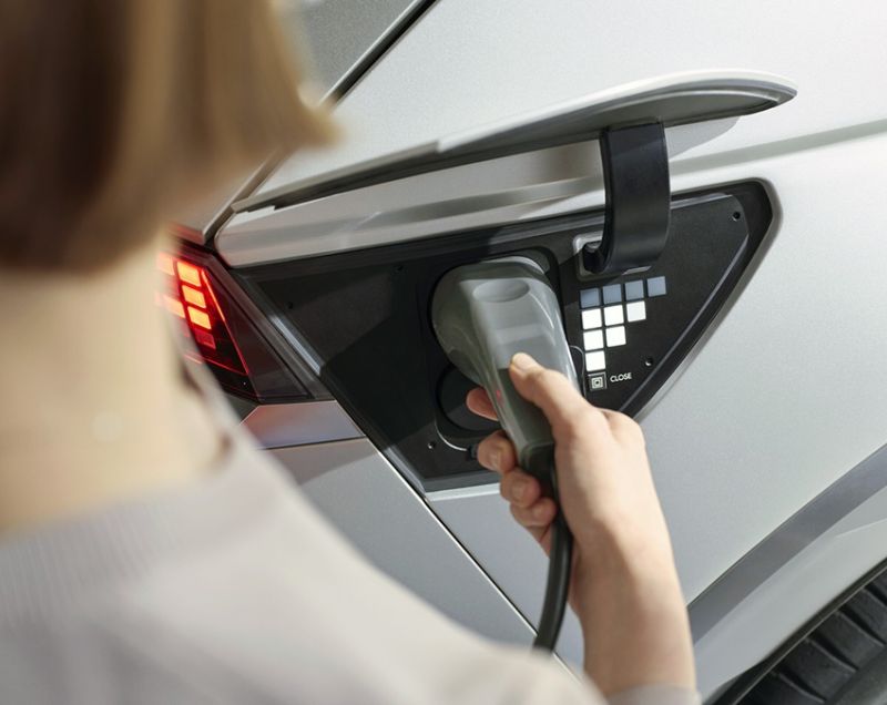 Hyundai IONIQ 5 77.4kWh Lounge, Phantom Black - SNEL RIJDEN!