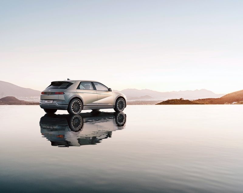 Hyundai IONIQ 5 77.4kWh Lounge, Phantom Black - SNEL RIJDEN!