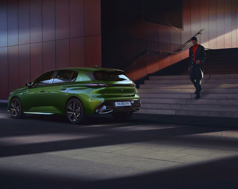 Peugeot 308* 54kWh ev style 115kW aut