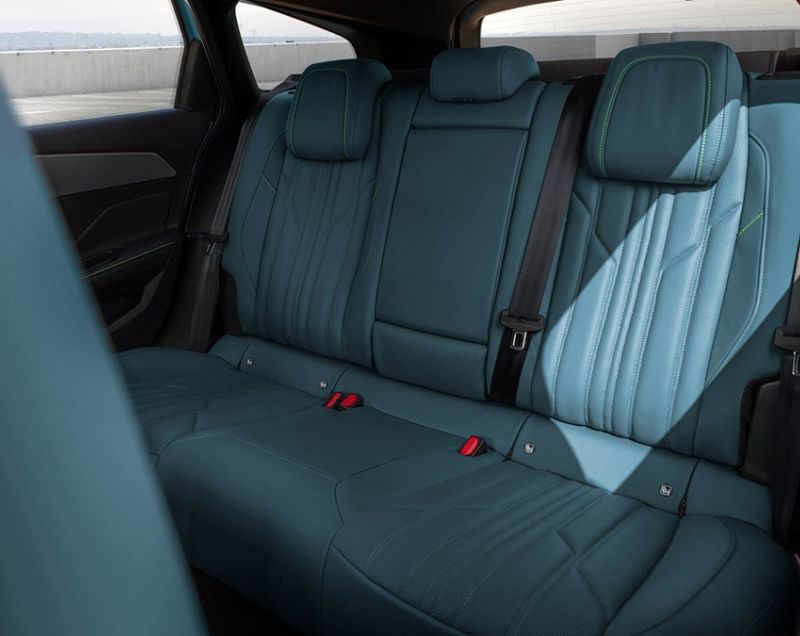 Peugeot 308 SW 1.6 HYbrid 180 Allure Pack Business - AANRADER