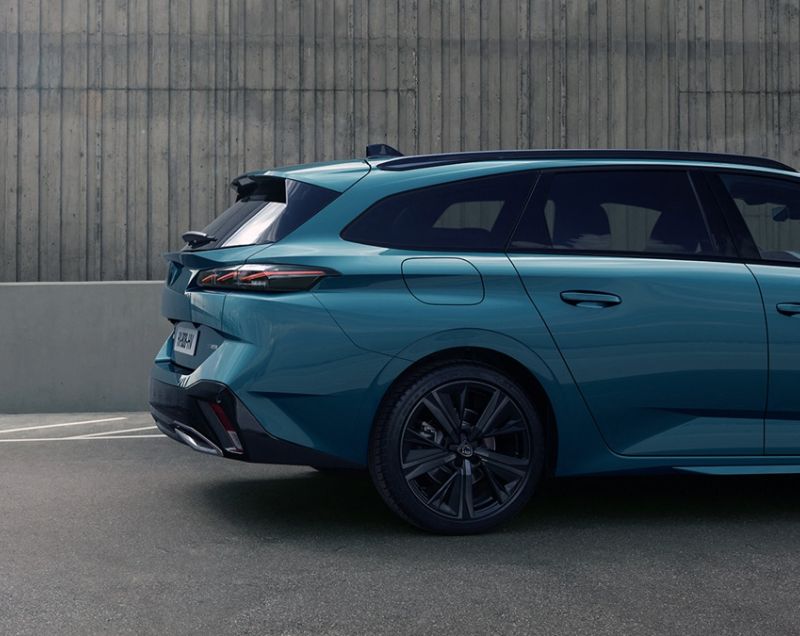 Peugeot 308 SW* 1.6 phev allure avantage 133kW e-eat8 aut Peugeot 308 SW* 1.6 phev allure avantage 133kW e-eat8 aut