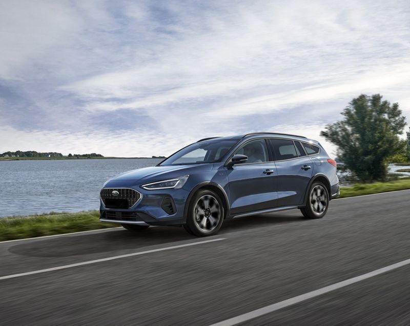 Ford Focus wagon 1.0 EcoBoost Hybrid ST-Line Style, Desert Island Blue + FAMILY PACK/WINTER PACK