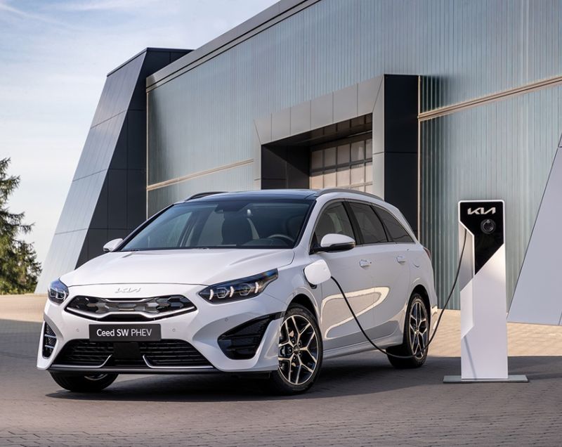 Kia Ceed sportswagon 1.6gdi PHEV DynamicPlusLine, Black Pearl - LAATSTE VOORRAAD