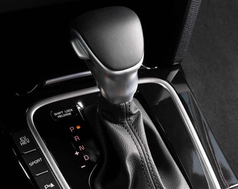 Kia Ceed sportswagon 1.6gdi PHEV DynamicPlusLine, Black Pearl - LAATSTE VOORRAAD