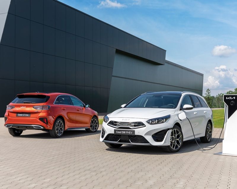Kia Ceed sportswagon 1.6gdi PHEV DynamicPlusLine, Black Pearl - LAATSTE VOORRAAD