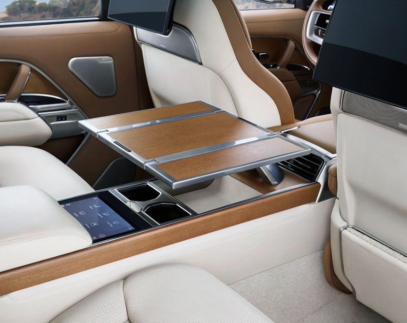 Land Rover Range Rover d350 mhev autobiography lwb awd 258kW aut