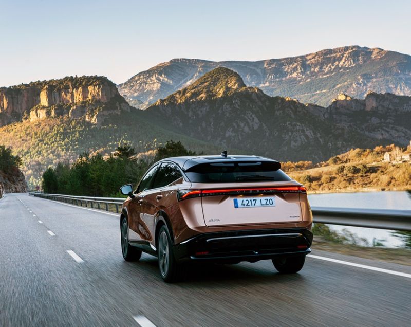 Nissan Ariya 87kWh ev e-40rce  nismo 320kW aut