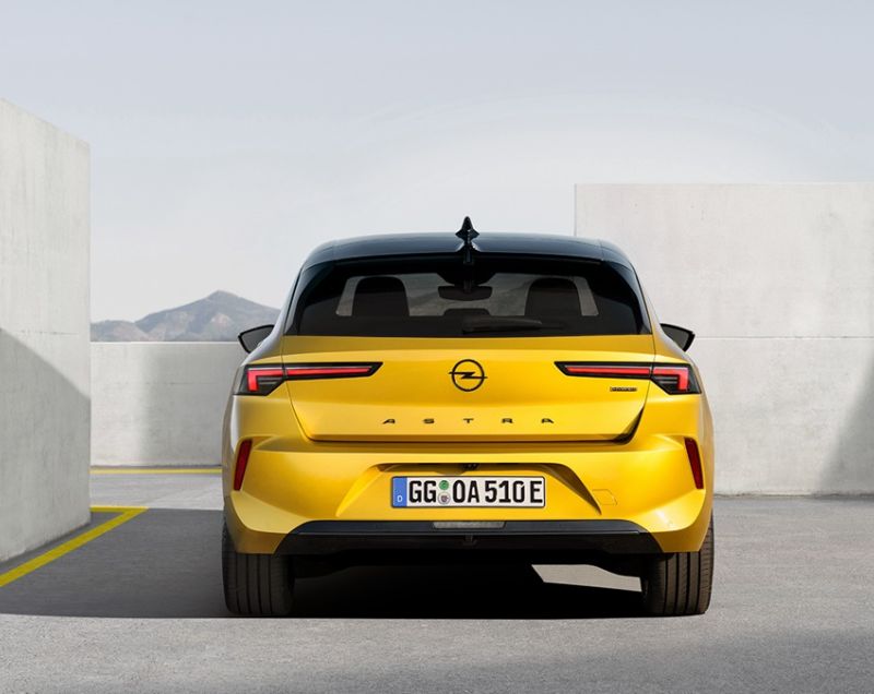 Opel Astra 54kWh ev gs 115kW aut