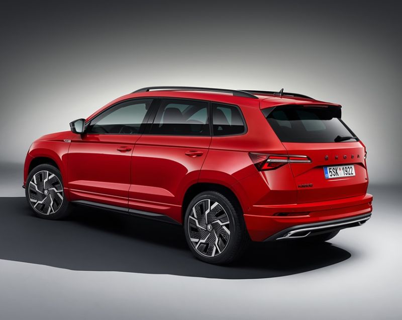 Skoda Karoq 1.5tsi act greentech sportline business 110kW dsg-7 aut Skoda Karoq 1.5tsi act greentech sportline business 110kW dsg-7 aut