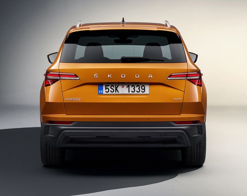 Skoda Karoq 1.5tsi 150 PK ACT Greentech Sportline Business Skoda Karoq 1.5tsi 150 PK ACT Greentech Sportline Business