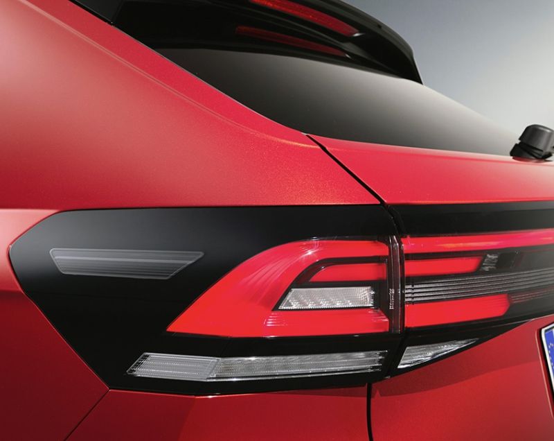 Volkswagen Taigo 1.0tsi R-Line 116 PK automaat, Smokey Grey + COMFORT PAKKET