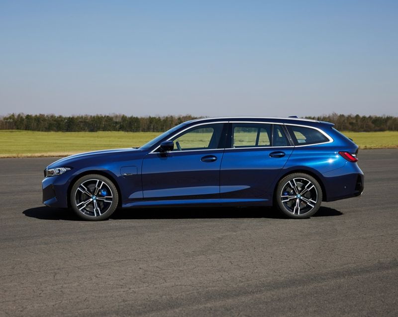 BMW 3 Serie Touring 330e Plug-in Hybrid 215kW