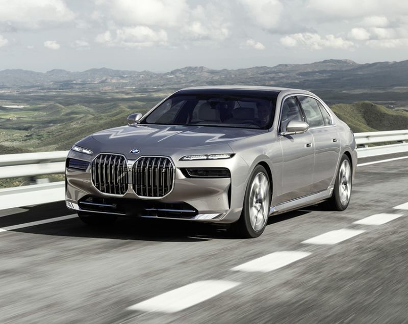 BMW i7 105kWh ev xdrive m70 485kW aut