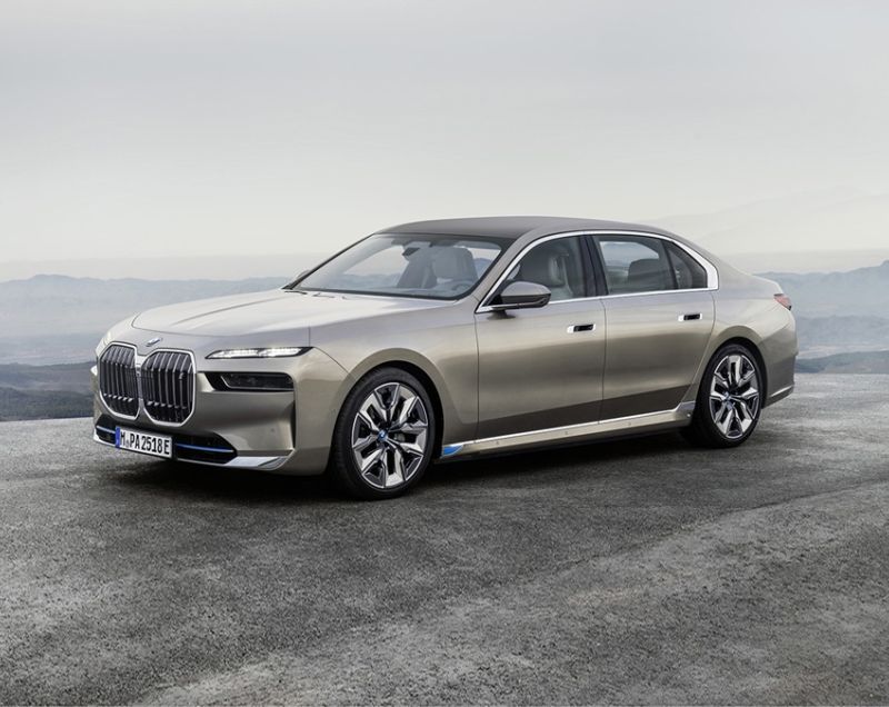 BMW i7 105kWh ev xdrive m70 485kW aut
