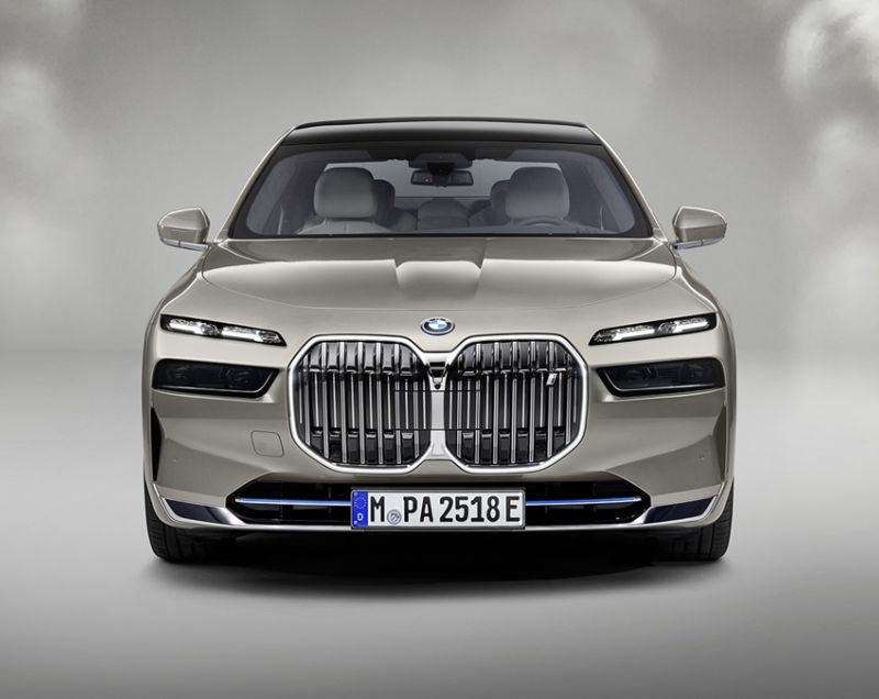 BMW i7 105kWh ev xdrive m70 485kW aut