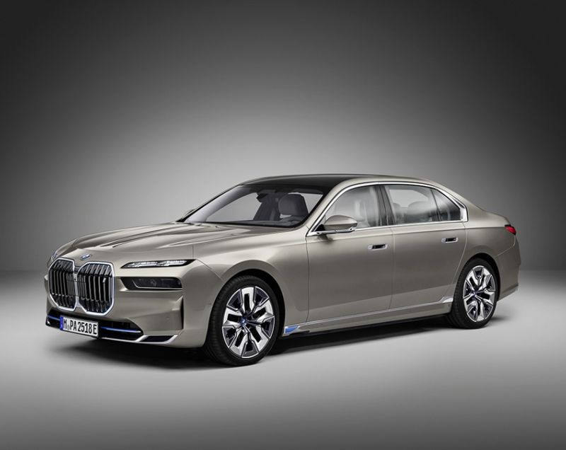 BMW i7 105kWh ev xdrive m70 485kW aut