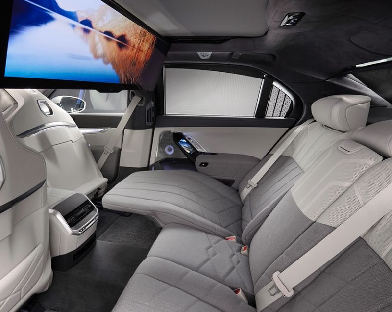 BMW i7 105kWh ev xdrive m70 485kW aut