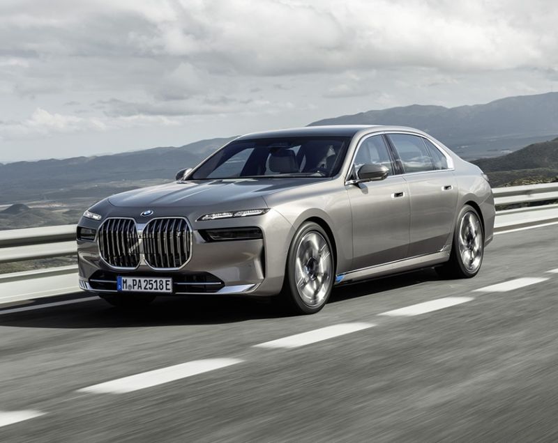 BMW i7 105kWh ev xdrive m70 485kW aut