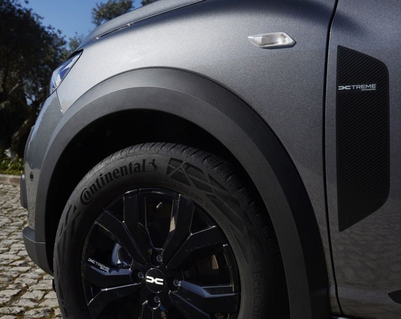 Dacia Jogger* 1.6 hev extreme 7p 104kW aut Dacia Jogger* 1.6 hev extreme 7p 104kW aut