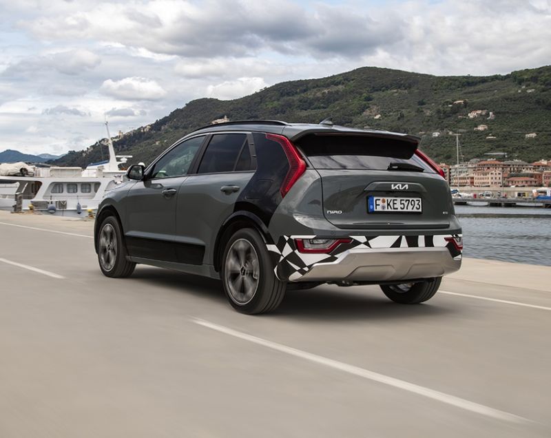 Kia Niro 64.8kWh Light Advanced, Aurora Black Pearl - SNEL LEVERBAAR