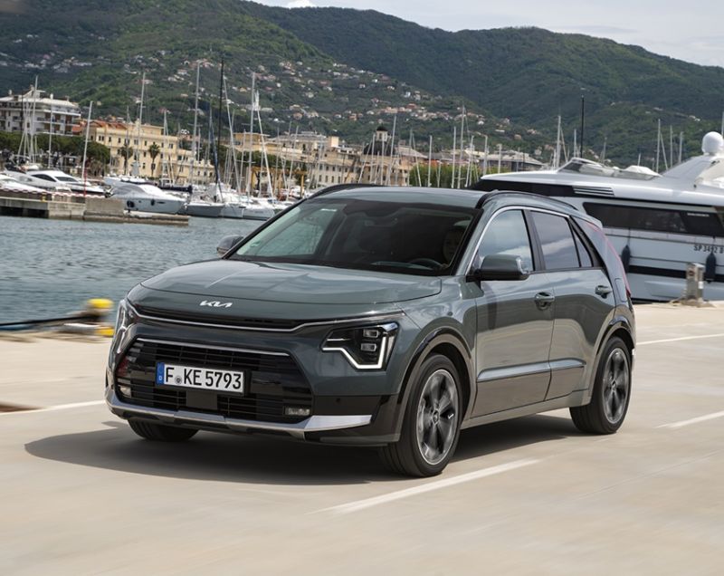Kia Niro 64.8kWh Light Advanced, Aurora Black Pearl - SNEL LEVERBAAR