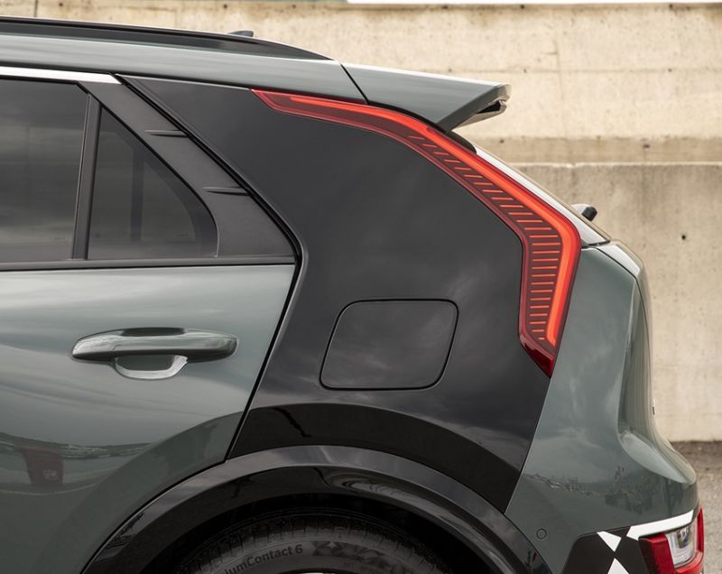 Kia Niro 64.8kWh Light Advanced, Aurora Black Pearl - SNEL LEVERBAAR
