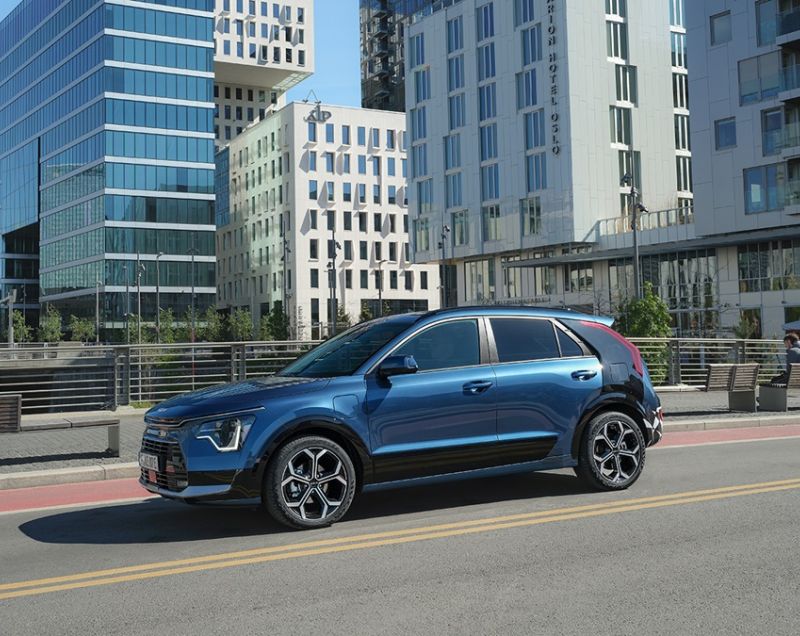 Kia Niro 64.8kWh Light Advanced, Aurora Black Pearl - SNEL LEVERBAAR