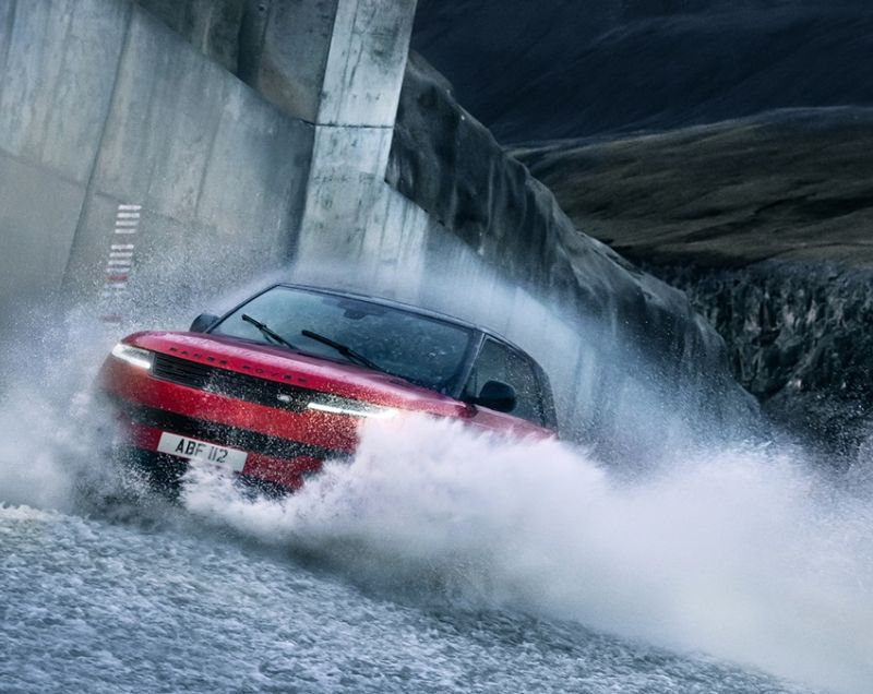 Land Rover Range Rover Sport d300 mhev dynamic se 221kW aut