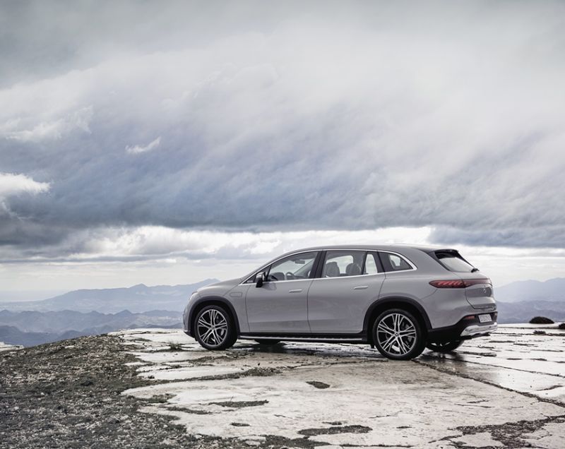Mercedes-Benz EQS SUV 118kWh ev 580 amg line 4matic 400kW aut