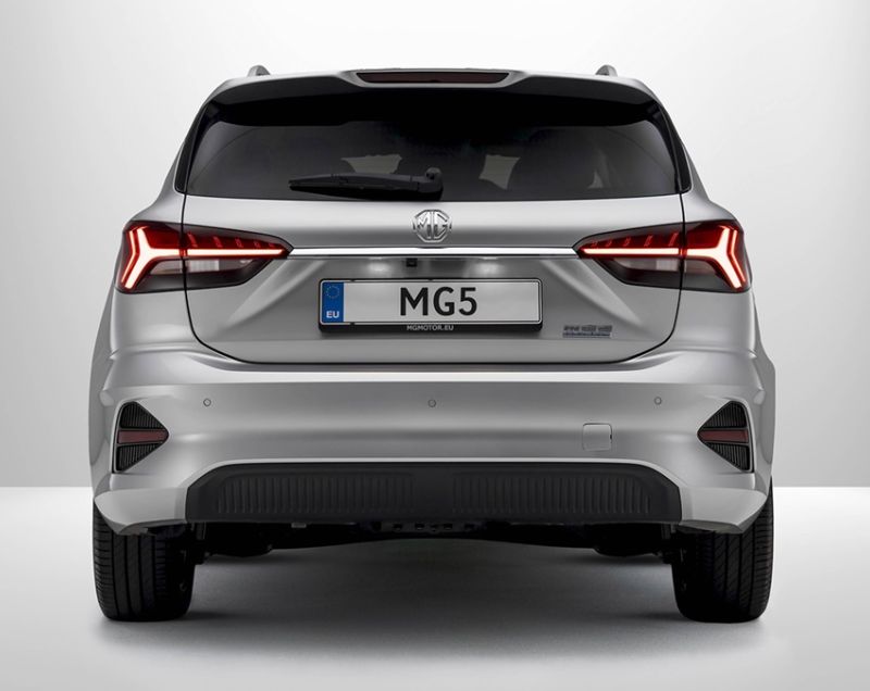 MG 5 50.3kWh Standard Range Luxury, Dover White - DIRECT LEVERBAAR!