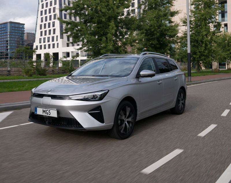 MG 5 50.3kWh Standard Range Luxury, Dover White - DIRECT LEVERBAAR!