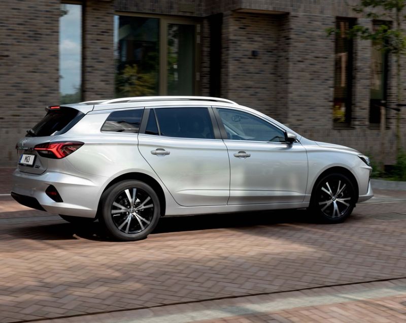 MG 5 50.3kWh Standard Range Luxury, Dover White - DIRECT LEVERBAAR!