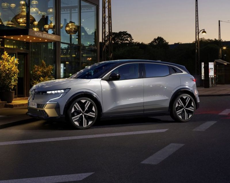 Renault Megane E-Tech 60kWh Optimum Charge Techno, Noir Etoile + WARMTEPOMP / PACK ADVANCED DRIVE ASSIST