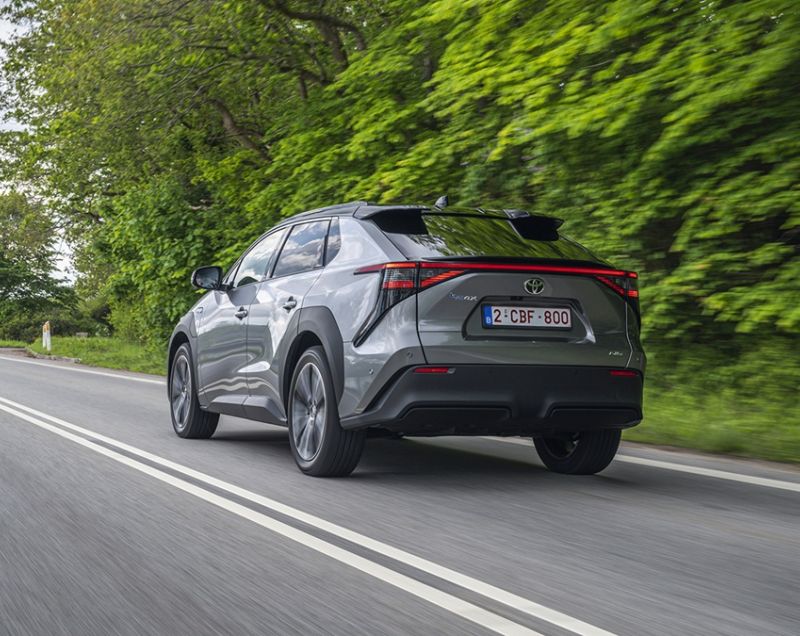 Toyota bZ4X 71.4kWh 3 Fase Premium, Astral Black - BEPERKTE VOORRAAD