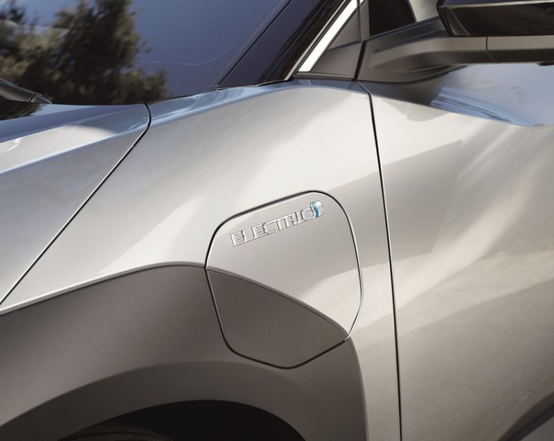 Toyota bZ4X* 71.4kWh 3 Fase Premium, Astral Black