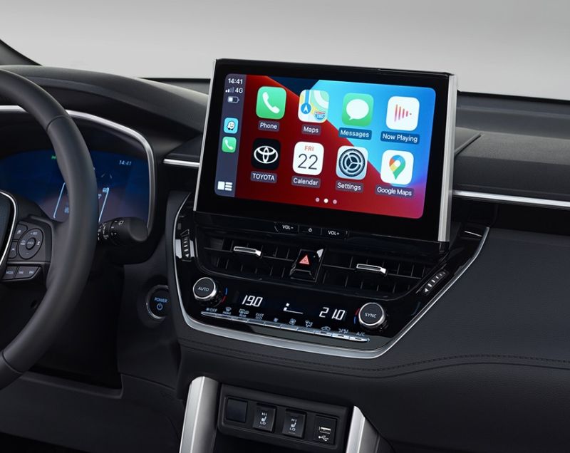 Toyota Corolla Cross* 2.0 hev dynamic 145kW e-cvt aut Toyota Corolla Cross* 2.0 hev dynamic 145kW e-cvt aut