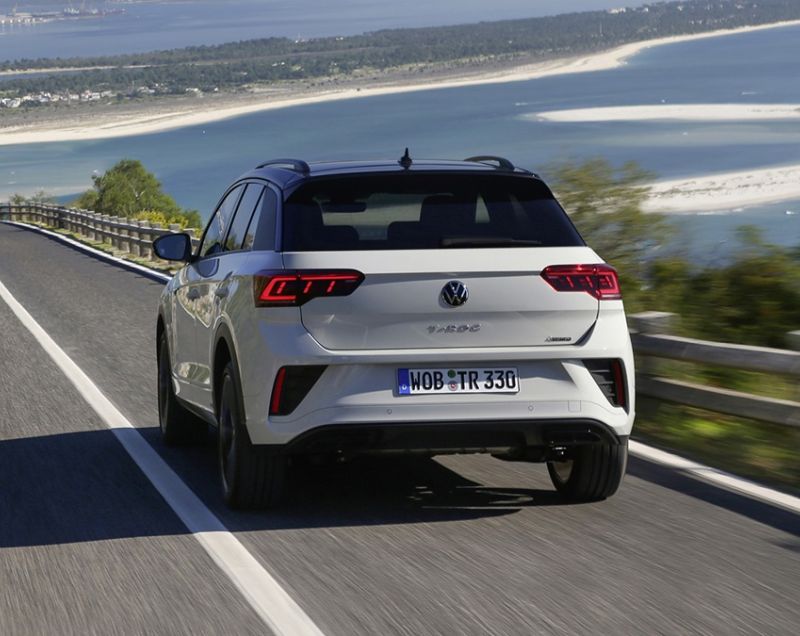 Volkswagen T-Roc 1.5tsi r-line 110kW  dsg-7 aut
