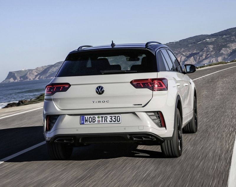 Volkswagen T-Roc 1.5tsi r-line 110kW  dsg-7 aut