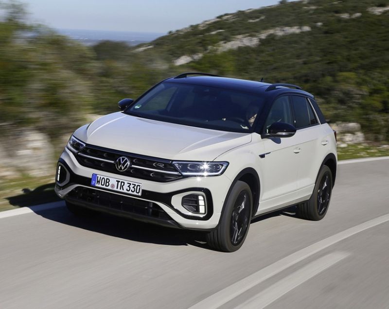 Volkswagen T-Roc* 1.5tsi R-Line Business 150 PK, Deep Black Pearl + ASSISTANCE PAKKET PLUS