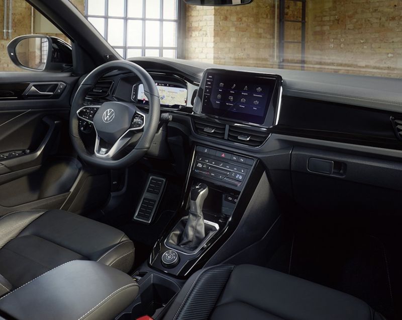 Volkswagen T-Roc* 1.5tsi R-Line Business 150 PK, Deep Black Pearl + ASSISTANCE PAKKET PLUS Volkswagen T-Roc* 1.5tsi R-Line Business 150 PK, Deep Black Pearl + ASSISTANCE PAKKET PLUS