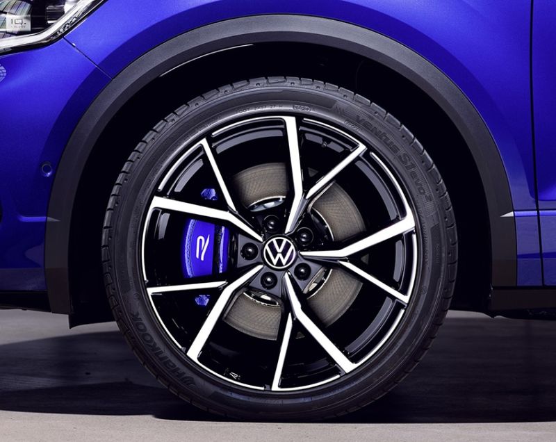 Volkswagen T-Roc* 1.5tsi R-Line Business 150 PK, Deep Black Pearl + ASSISTANCE PAKKET PLUS