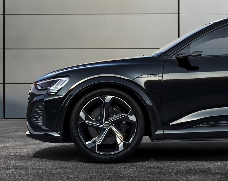 Audi Q8 e-tron 115kWh 55 quattro Advanced edition