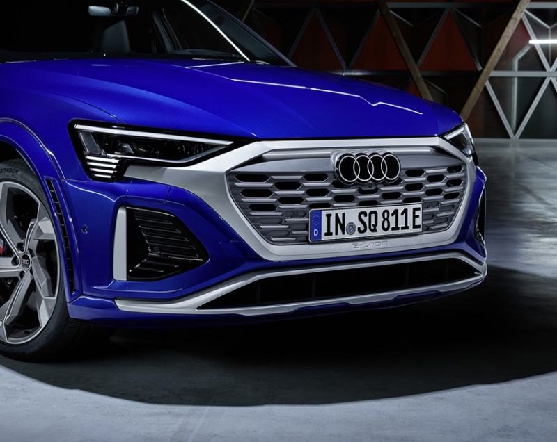 Audi Q8 sportback e-tron 95kWh 50 edition quattro - COMPLEET VERNIEUWD!