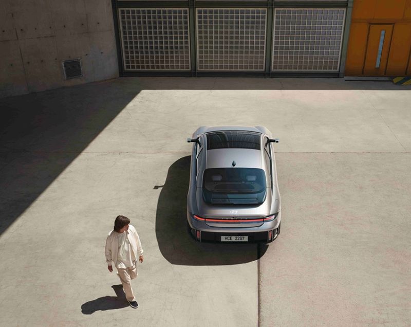 Hyundai IONIQ 6 77.4kWh Style, Curated Silver + WARMTEPOMP