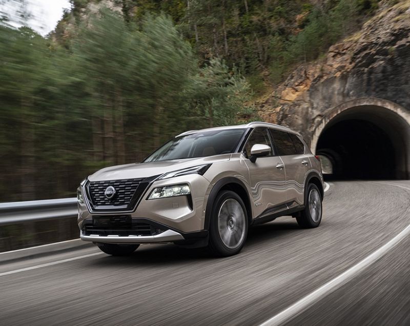 Nissan X-trail 1.5 e-4ORCE Tekna, Pearl White + SUN PACK